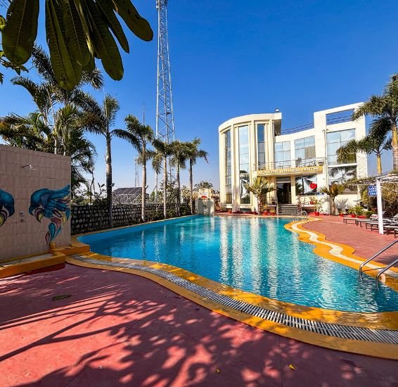 top luxury resorts in Rishikesh